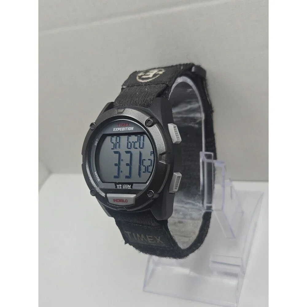 Timex Expedition T49949 Mens Digital Indiglo Chrono Timer 100M Watch New Battery